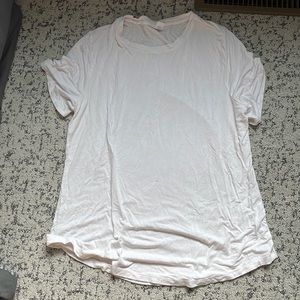 Women’s Old Navy T-shirt